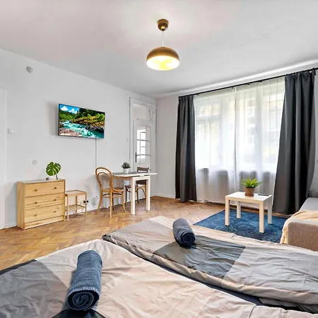 Cosy 10 Min Center Appartamento *