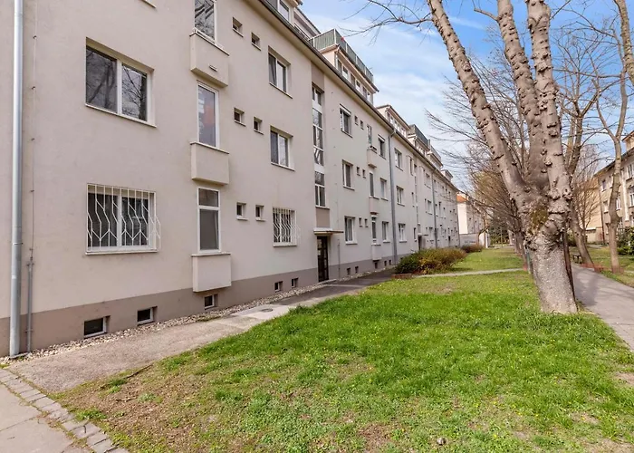 Cosy 10 Min Center Apartamento Bratislava