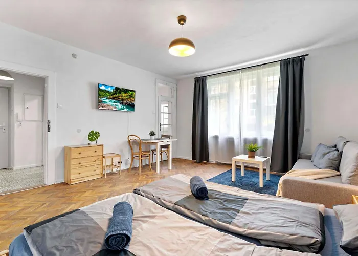 Cosy 10 Min Center Apartament *